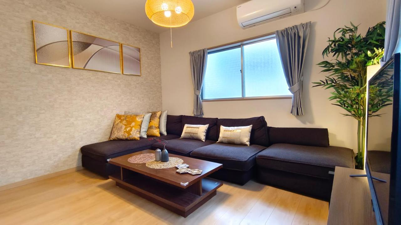 Tsukiyume Kan - House With Parking, 10Mins To Usj, Tennoji, Namba Osaca Exterior foto