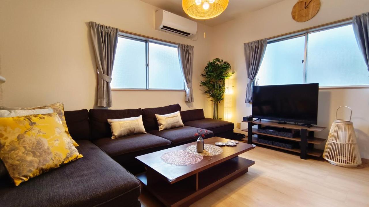 Tsukiyume Kan - House With Parking, 10Mins To Usj, Tennoji, Namba Osaca Exterior foto